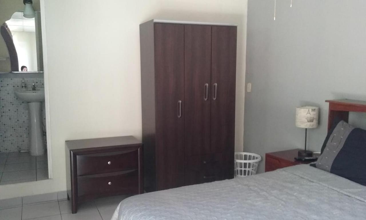 Casa San Benito Hotel San Salvador Ngoại thất bức ảnh
